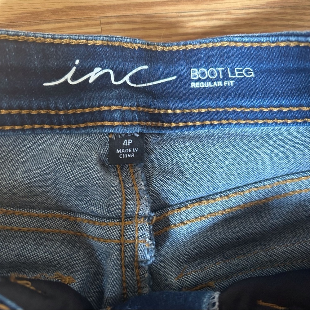 INC International Concepts Boot Leg Jeans - Picture 5 of 6